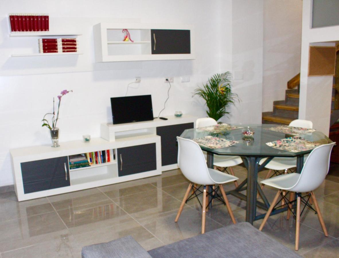 Apartamento Luminoso Cerca De La Playa Y Puerto Valencia Exterior photo